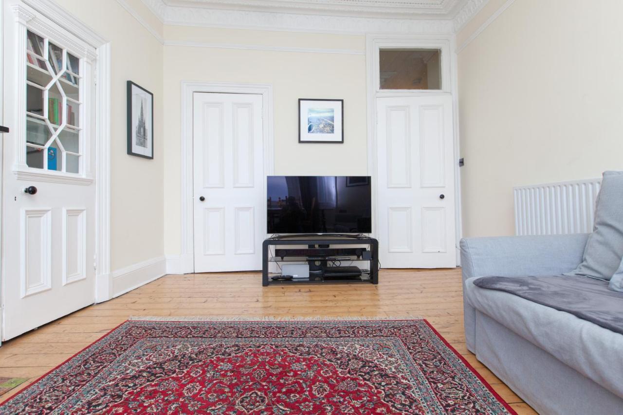 Amazing Apartments - London Road By Holyrood Park Единбург Екстериор снимка