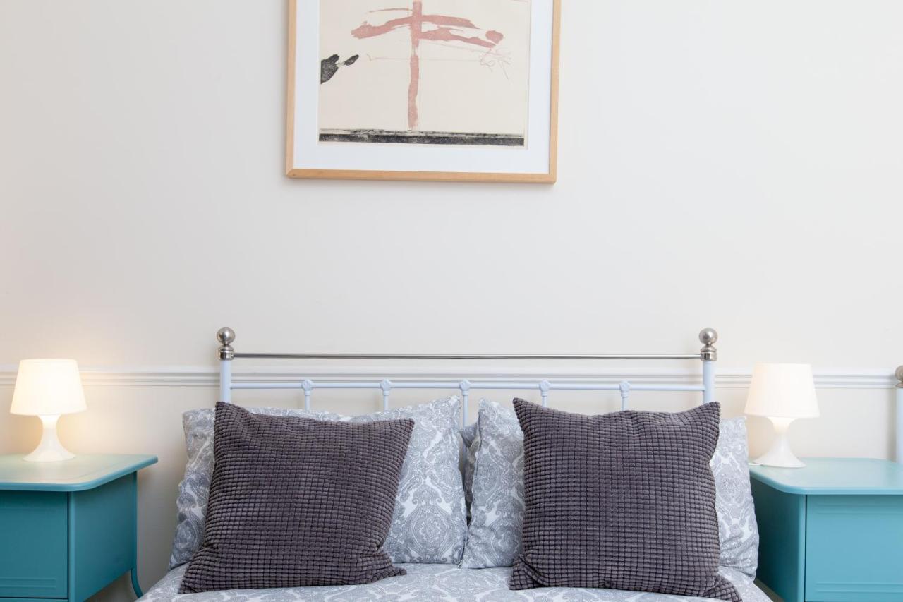 Amazing Apartments - London Road By Holyrood Park Единбург Екстериор снимка