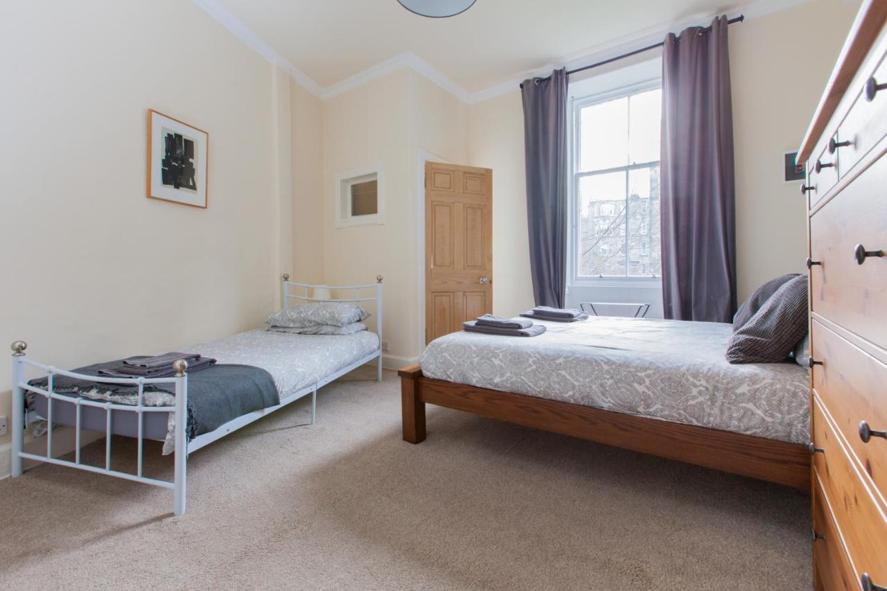 Amazing Apartments - London Road By Holyrood Park Единбург Екстериор снимка